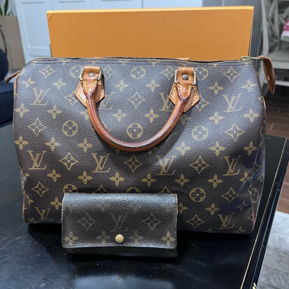 Vintage authentic Louis Vuitton Speedy 30 with FREE matching monogram wallet